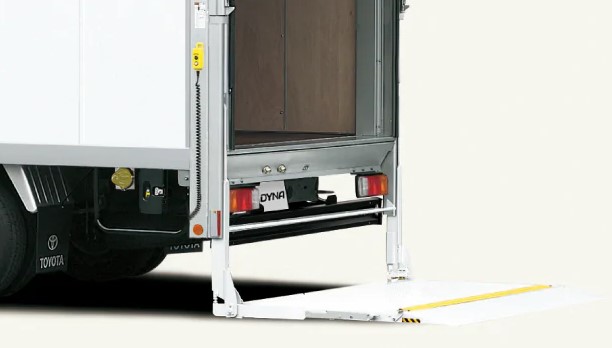 型式:toyota DYNA